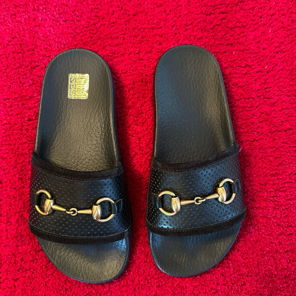 authentic gucci slides, size 5